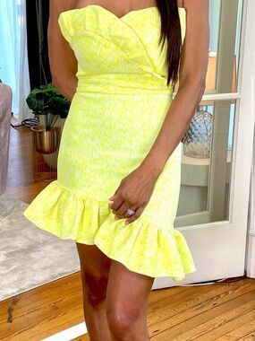 bebe Neon Yellow Strapless Ruffle-Hem Mini Dress